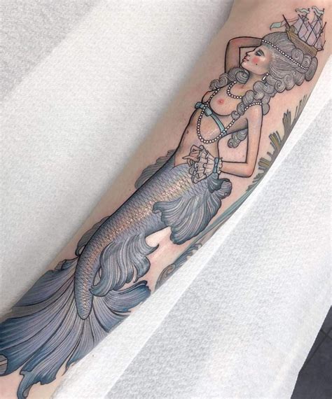 Pin By Shanna Henry On Got Ink Elegant Tattoos Mermaid Tattoos Traditional Mermaid Tattoos