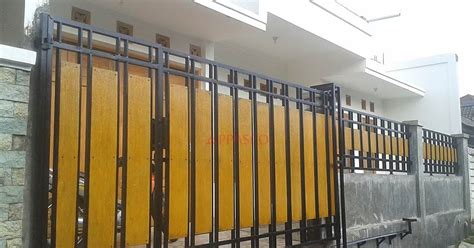 Warna cat pagar, gambar pagar minimalis, model pagar, kombinasi pagar, inspirasi pagar minimalis. Pagar Minimalis Motif Kayu GRC di Dramaga Hijau Bogor - Jual Kanopi Termurah - 08125227383