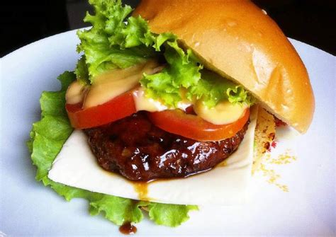 Hamburger atau biasa dikenal dengan beef burger merupakan satu makanan yang diminati. Resep Burger Daging Teriyaki oleh ILWEN CHANG - Cookpad