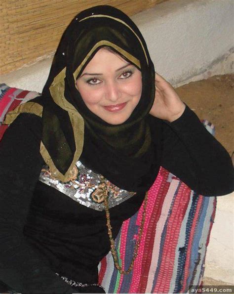World Biggest Pictures Dumping Yaad Cute Arab Girl In Black Dress