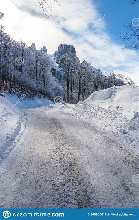 Winter Road In The Mountains Stock Photo Image Of Light Frost 140930610