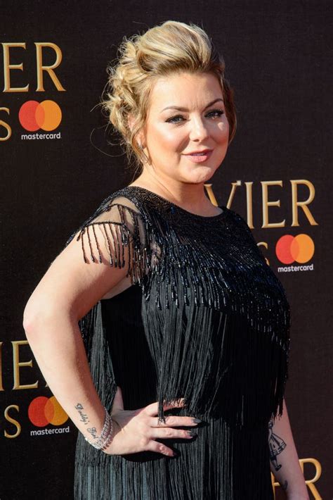 Sheridan Smith Takes Action After Discovering Fake Tinder Profile In