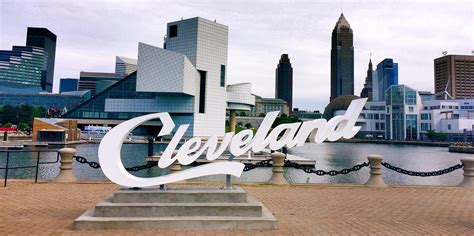 Cleveland Sign W Downtown Skyline Hotel Packages Historical Place