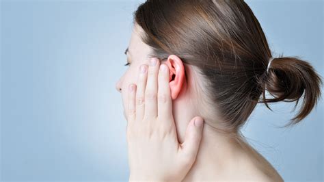 耳垂肿胀的原因，穿孔，脓肿，感染和治疗 美国腹腔18bet金宝搏 188beat188金宝搏博彩18bet金宝搏