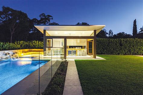 12 Features Of A Contemporary Cabana Completehome