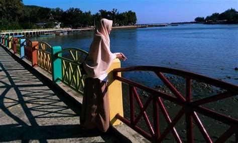 Panen madu di hutan madu amanah rimba channel cara ternak dan budidaya lebah madu dan klanceng, kelulut atau. 10 Gambar Pantai Ayah di Kebumen, Harga Tiket Masuk Wisata dan Letak Lokasi Logending Jawa ...