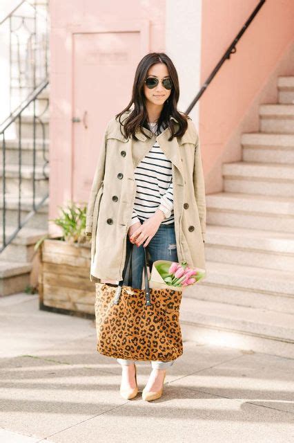 15 Perfect Fall Outfits With A Nude Trench Coat Styleoholic
