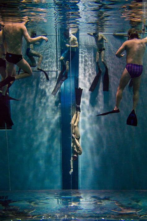 Y 40 Underwater Caves Underwater World Deepest Swimming Pool