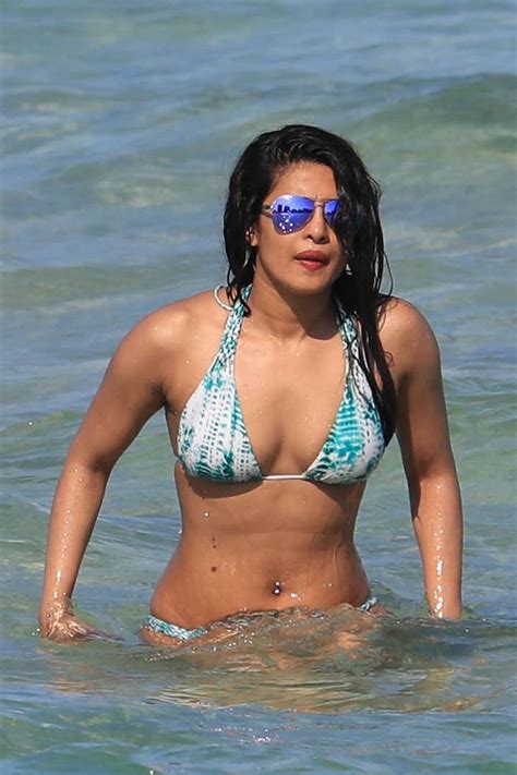 Priyanka Chopra In Bikini At A Beach In Miami Indian Girls Villa Celebs Beauty Fashion And