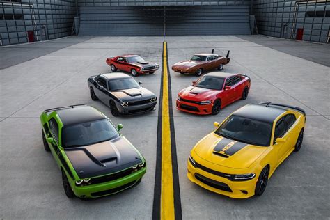 Dodge Range Ramps Up With 2017 Challenger Ta And Charger Daytona