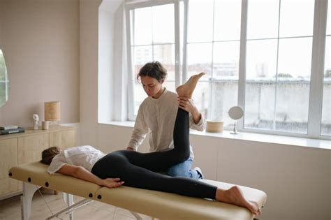 Everything You Need To Know About Chiropractic Adjustments Kindspine