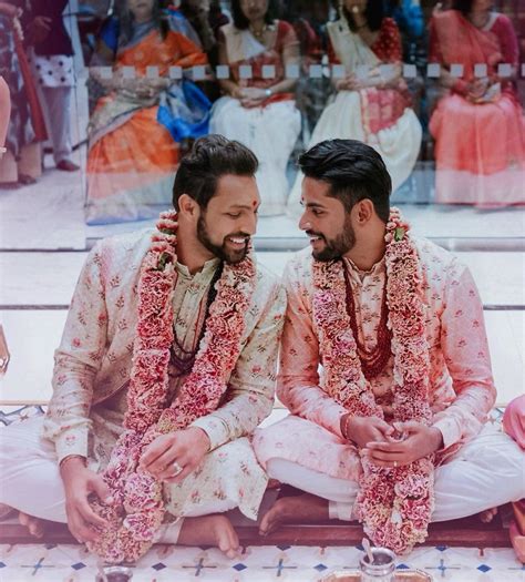 Esta Pareja Gay India Tuvo Una Ceremonia De Boda Tradicional En Un