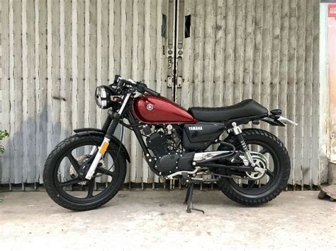 っぽいyb125spを購入しました。 初めて単気筒バイクに乗りましたが、トコトコ楽しいバイクで bán hoặc giao lưu yamaha yb125sp đúng 1 chủ bstp hcm, bs đẹp bán sang tên rút gốc toàn quốc. ボード「yamaha yb125sp」のピン