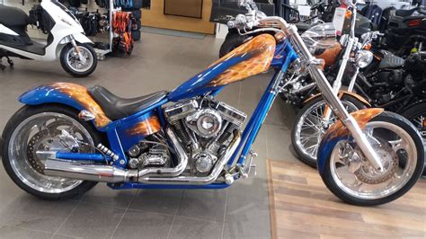 The best factory built choppers avalable. American Ironhorse Texas Chopper 1 700 cm³ 2003 ...