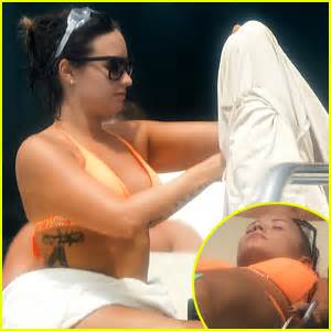 Demi Lovato Displays Her Fabulous Bikini Body In Miami Bikini Demi