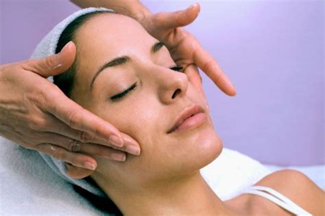 Massagem Facial Entenda Como é Feita E Quais Seus Benefícios