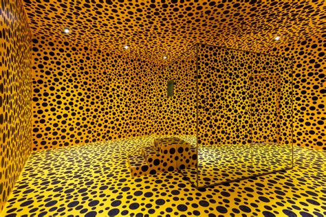 Yayoi Kusamas Infinity Rooms To Embark On A North American Tour In 2017
