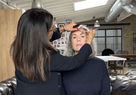 Bobbi Brown Breaks Down Her Best Makeup Tips For Women With Gray Hair Good Morning America