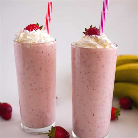 Strawberry Banana Smoothie Milkshake Recipe