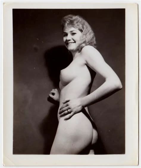 SMILING NUDE PINUP PIN UP LÄCHELNDE NACKTE Vintage 60s US Photo