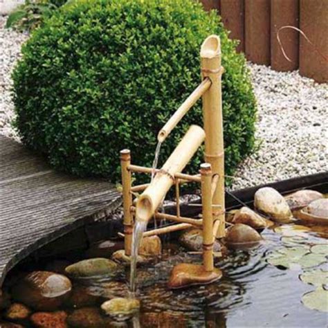 C'est la technique que j'ai appliquée avec succès dans  mon bassin pour balcon et dans  mon aquarium . Découvrez la cascade pivotante Bamboo ubbink sans pompe ...