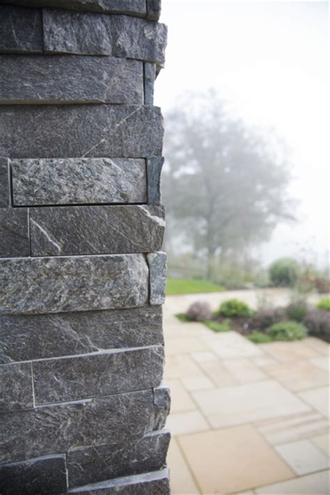 Xlv Charcoal Modern Stone Rock Panels Norstone Uk Stone Cladding Experts