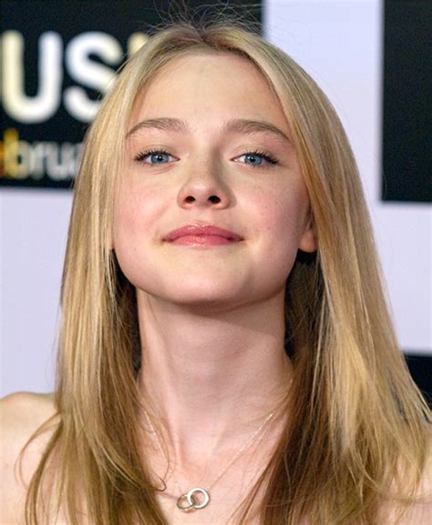 Filedakota Fanning Cropped 2009 Wikimedia Commons