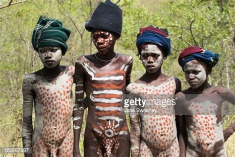 Africa Omo Valley Corporal Paintings Google Search Mursi Tribe