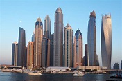 Rascacielos Modernos En Dubai Foto de archivo - Imagen de moderno ...