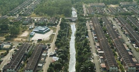 Pembuangan sisa toksik ke dalam sungai pengenalan bahan buangan toksik bermaksud. Pencemaran Sungai Kim Kim