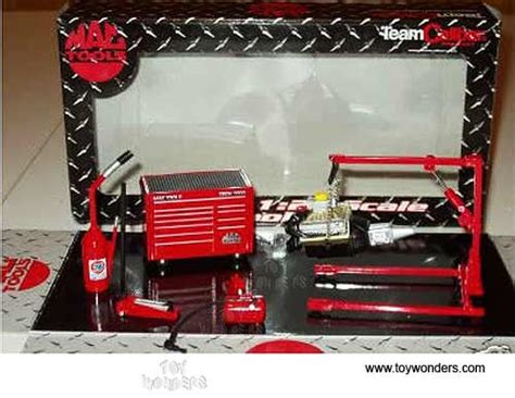 Mac Tools Diecast Car Garage Accessories Tool Kit 124 T002319