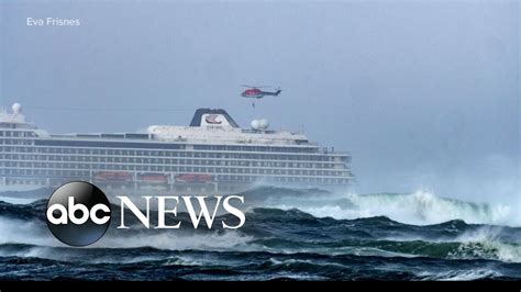 Rogue Wave Hits Cruise Ship 2019 Arvuii