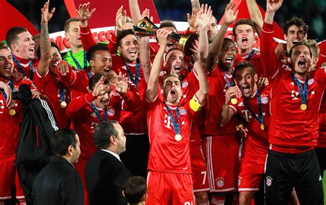 Bayern de munique goleia a lazio e lewandowski bate recorde na liga dos campeões. Missão cumprida: brasileiro marca, Bayern vence e ...