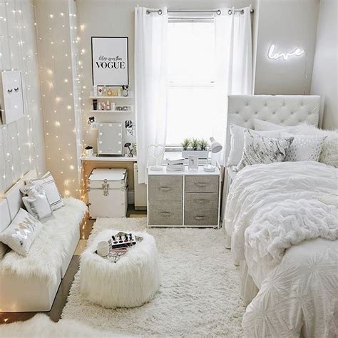 33 Admirable Small Bedroom Decor Ideas You Never Seen Before Homyhomee