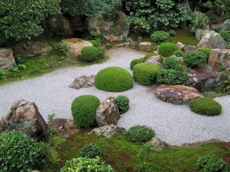 10 Incredible Small Zen Garden For Small Backyard Ideas