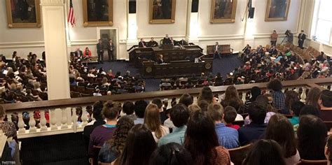 New Hampshire Passes Bill Banning Anti Trans Discrimination