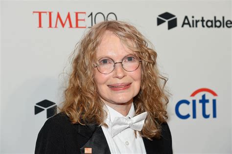 Actress Mia Farrow Reveals Shes Decided To Retire And Will Be Moving