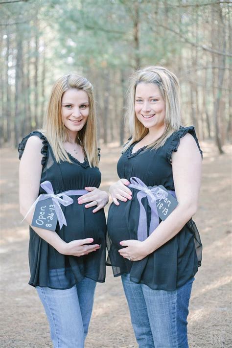 Best Friends Pregnant Sister Maternity Pictures Friend Pregnancy Photos Maternity Photos