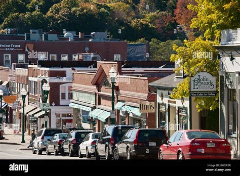 Main Street, Ellsworth, Maine, USA Stock Photo: 32902291 - Alamy