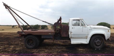 1976 Dodge D600 Gin Pole Truck In Sharon Ok Item H1877 Sold Purple