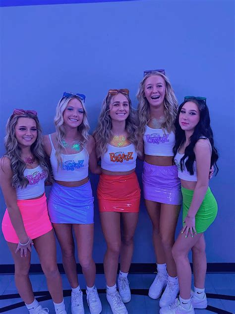 Group Halloween Costume In 2021 Trendy Halloween Costumes Halloween