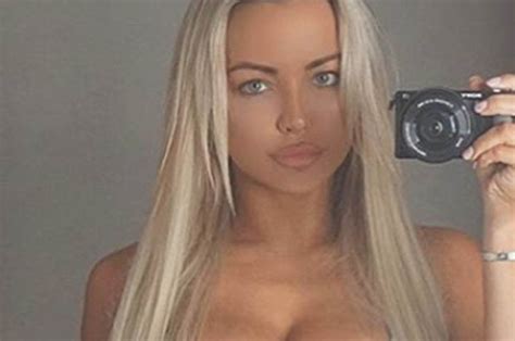 Lindsey Pelas Naked Ambition Comes True As Topless Star Flashes Boobs Daily Star