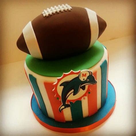 Check spelling or type a new query. Pin by Vanessa Barbieri on My cakes | Miami dolphins cake ...