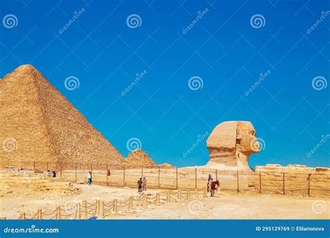 Pyramid Of Cheops And The Great Sphinx Great Egyptian Pyramids