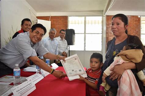 En Chilapa entregan trámites y servicios de actas de nacimientos rectificaciones y aclaraciones