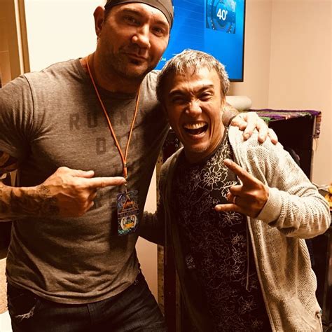 Dave Bautista Shares Proud Pinoy Moment With Arnel Pineda