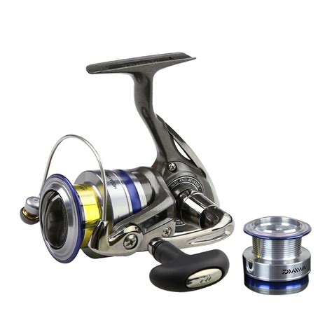 Daiwa Spinning Fishing Reel Left Right Interchangeable Handle Spinning