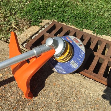 Line trimmers have been around since the 1960s, and many manufacturers still produce them. TheBadgerHead - Vennovatelabs