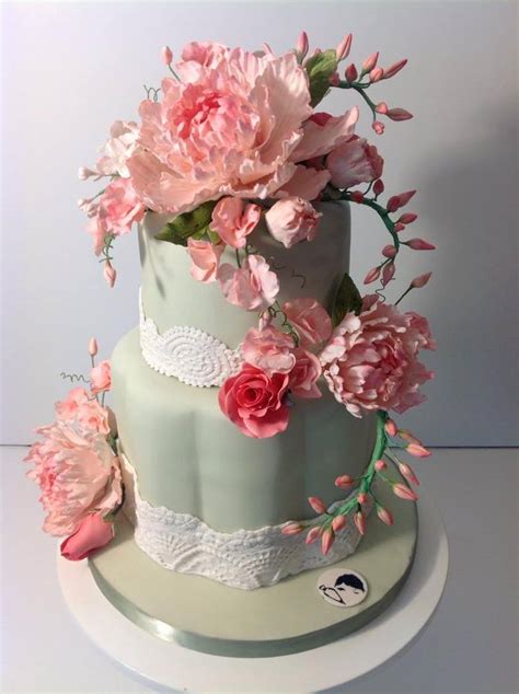 Cake design with flowers apk we provide on this page is original, direct fetch from google store. 40 Wedding Cake Designs with Elaborate Fondant Flowers ...