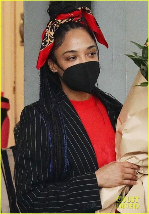 Tessa Thompson Picks Up Flowers In Sydney Before Thor Love And